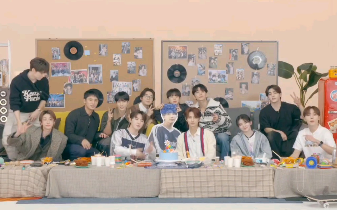 seventeen carat 8周年生日派对