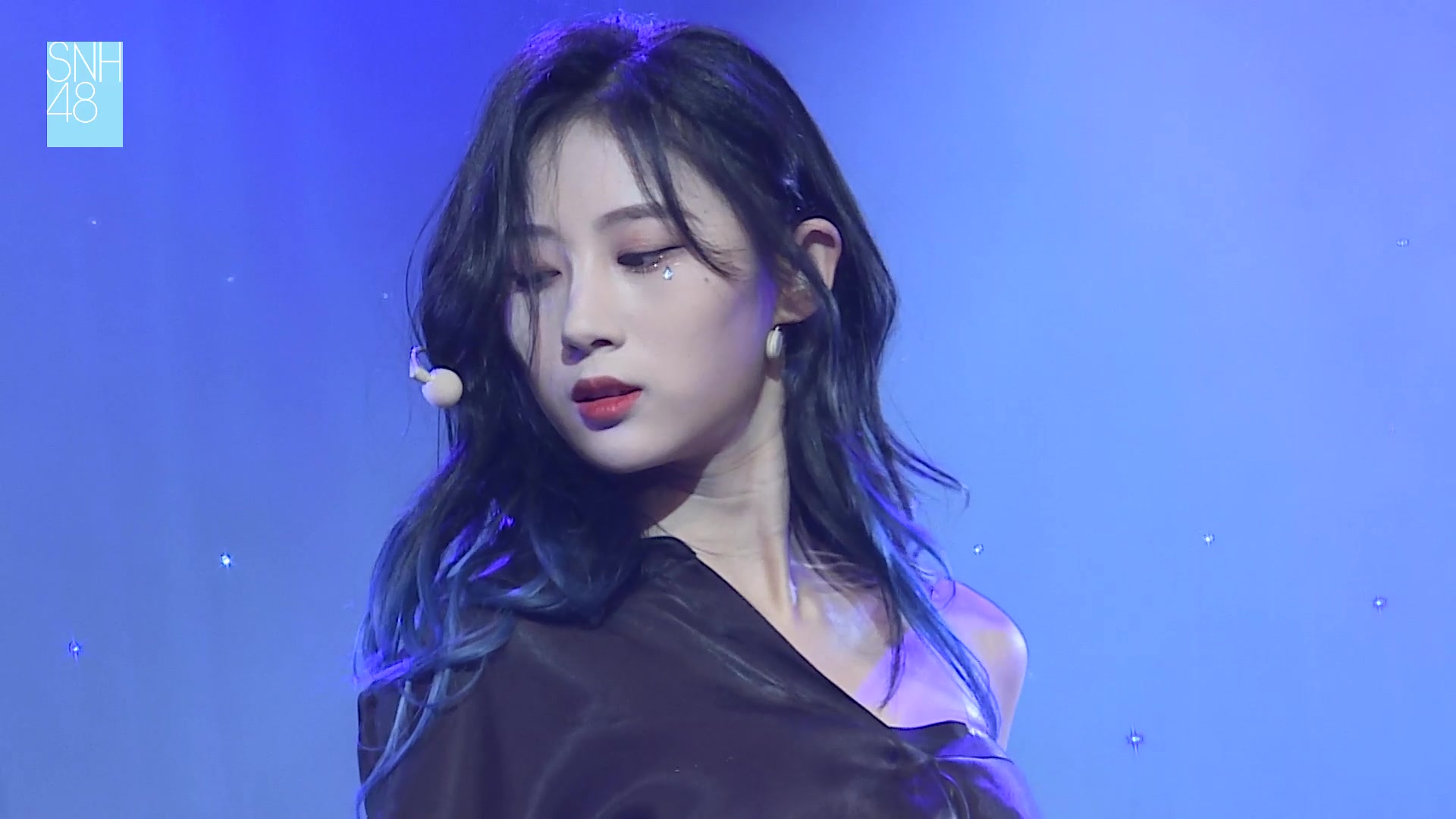 【金莹玥】《feeling you》沉迷身材无法自拔!