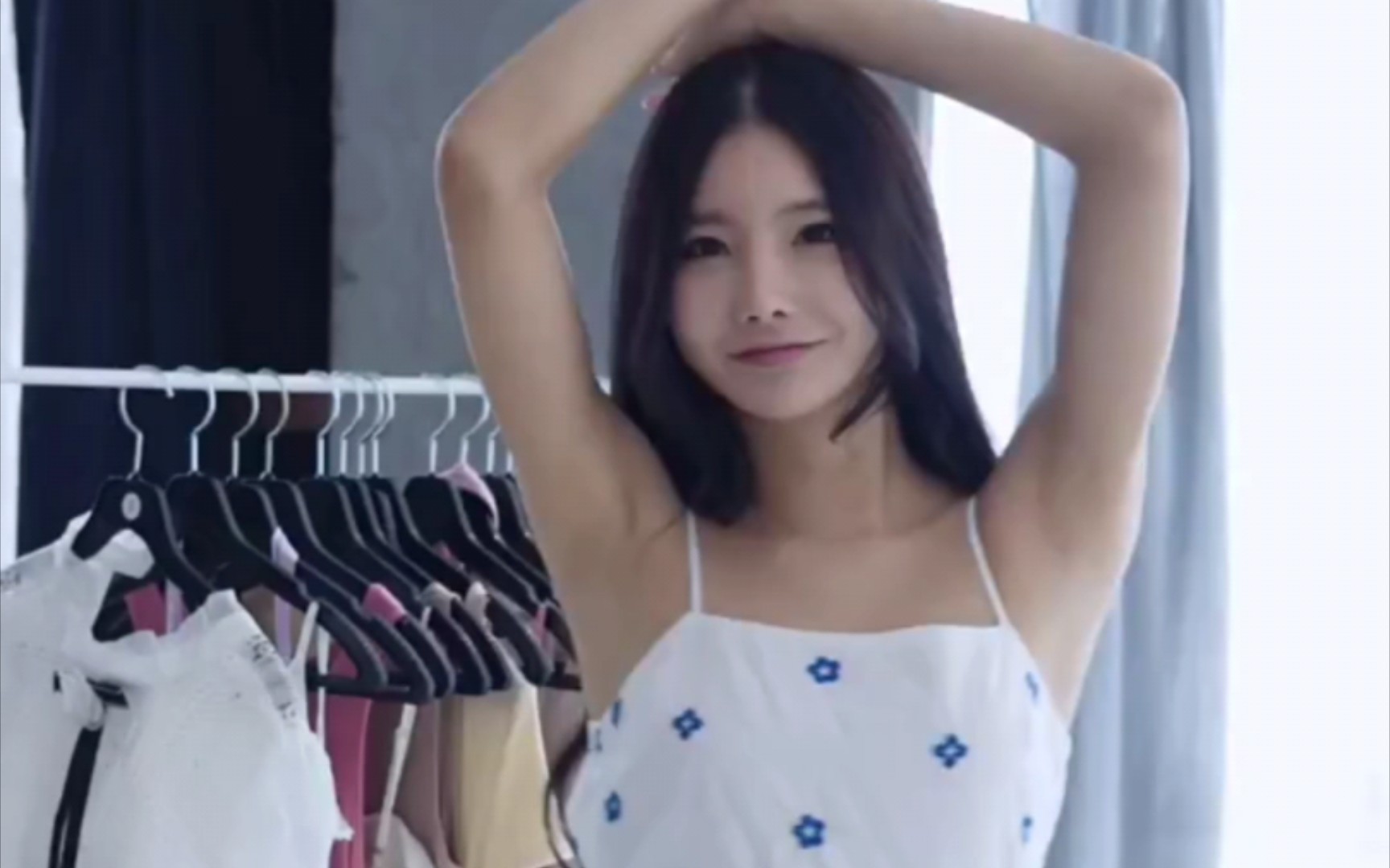 延智恩 超好看小裙子