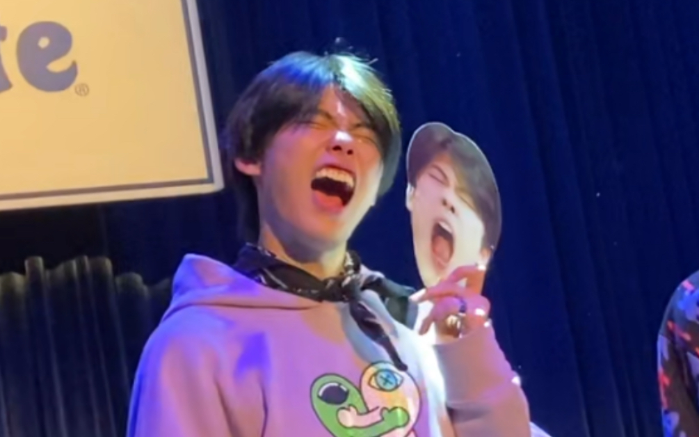 沙一汀双倍痛苦面具