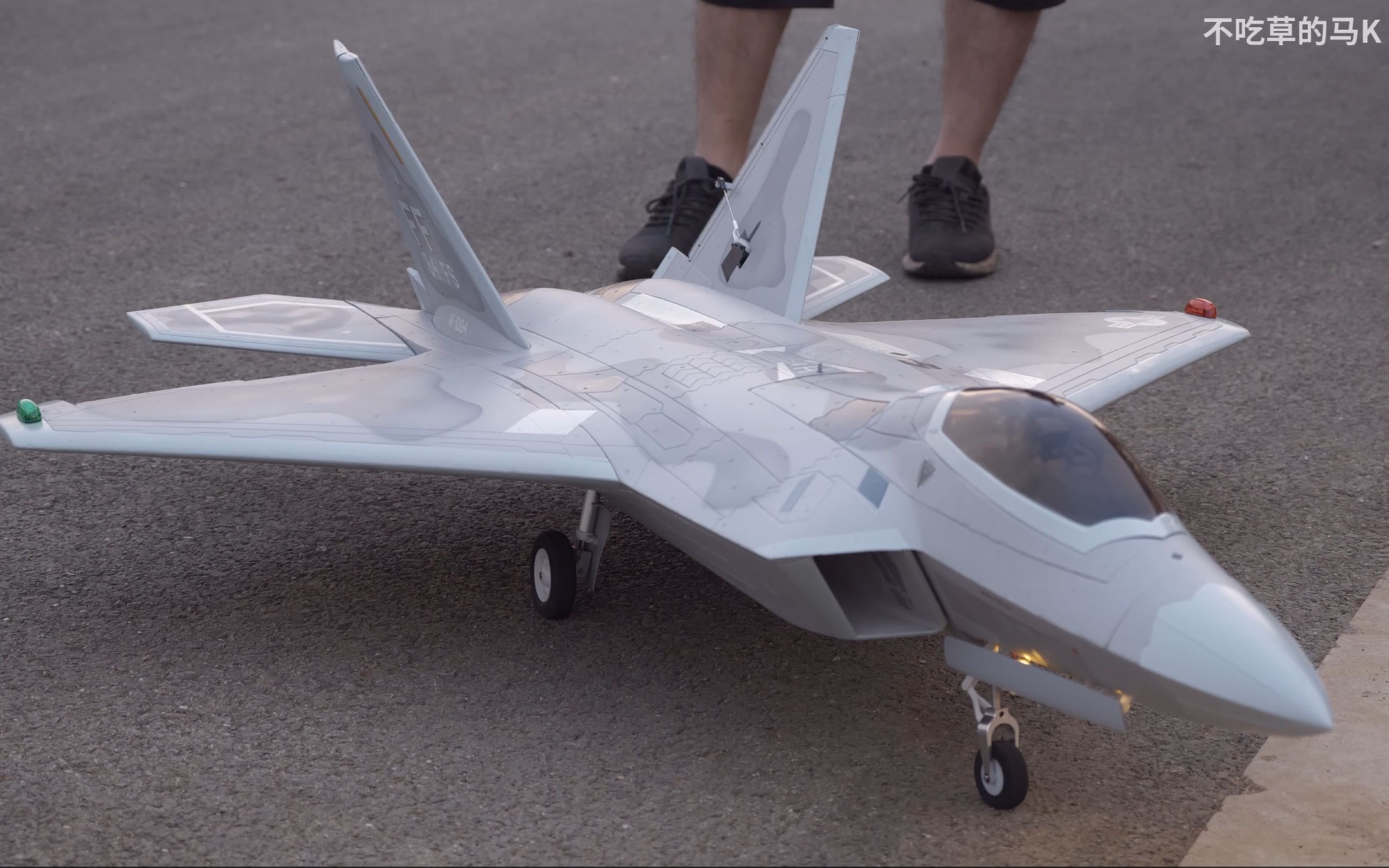 活动作品飞翼f222022首飞