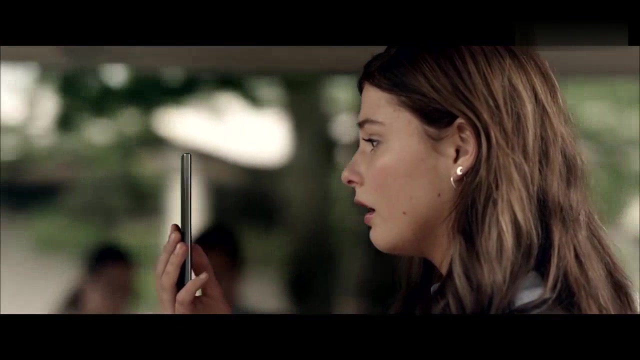 《绝对控制》女生被学校同学指指点点  只因这段视频