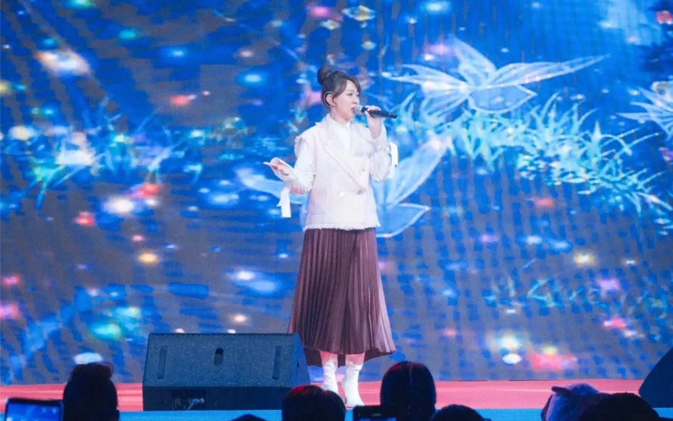 卓依婷2023年11月28湖北黄冈商演