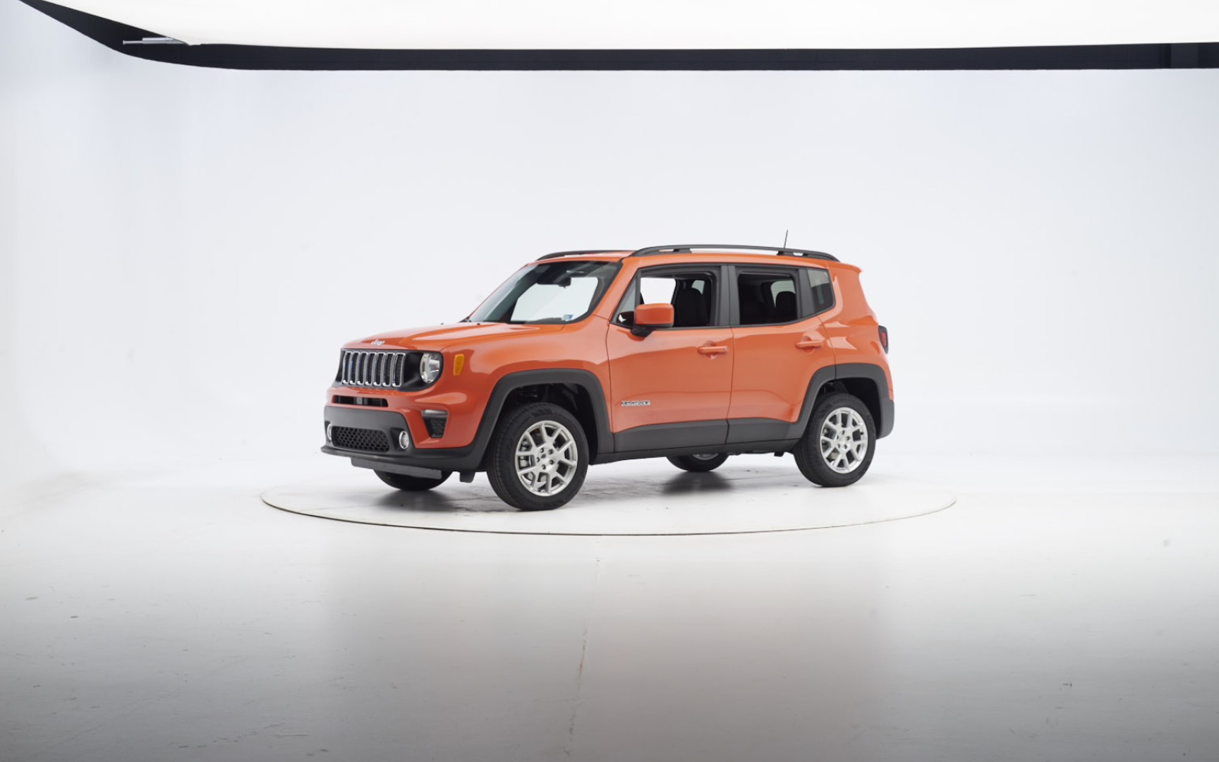 2020 菲亚特 克莱斯勒 吉普自由侠 正面25%小重叠偏置碰撞测试 iihs