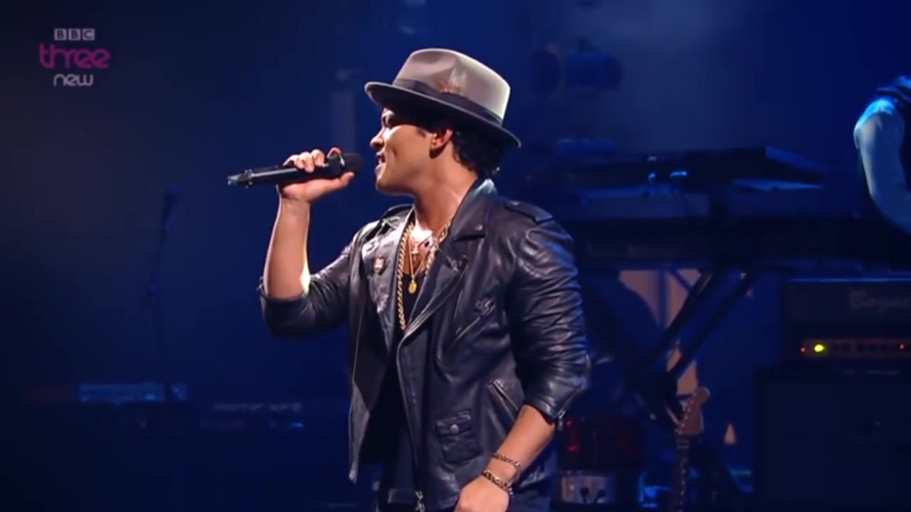 [图]【超好听】Bruno Mars - When I Was Your Man (Live 2013 BBC Radio 1s Big Weekend)