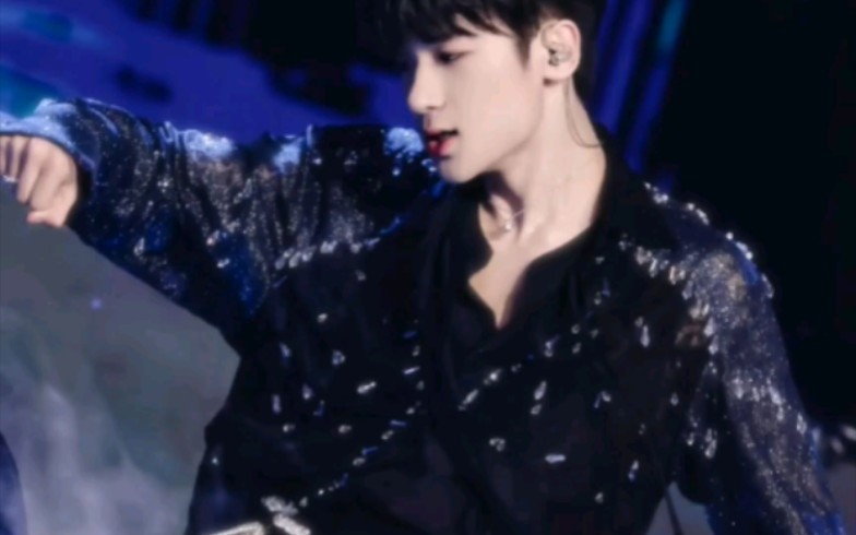 张峻豪蝴蝶效应演唱会舞台混剪#张峻豪#蝴蝶效应演唱会#原创