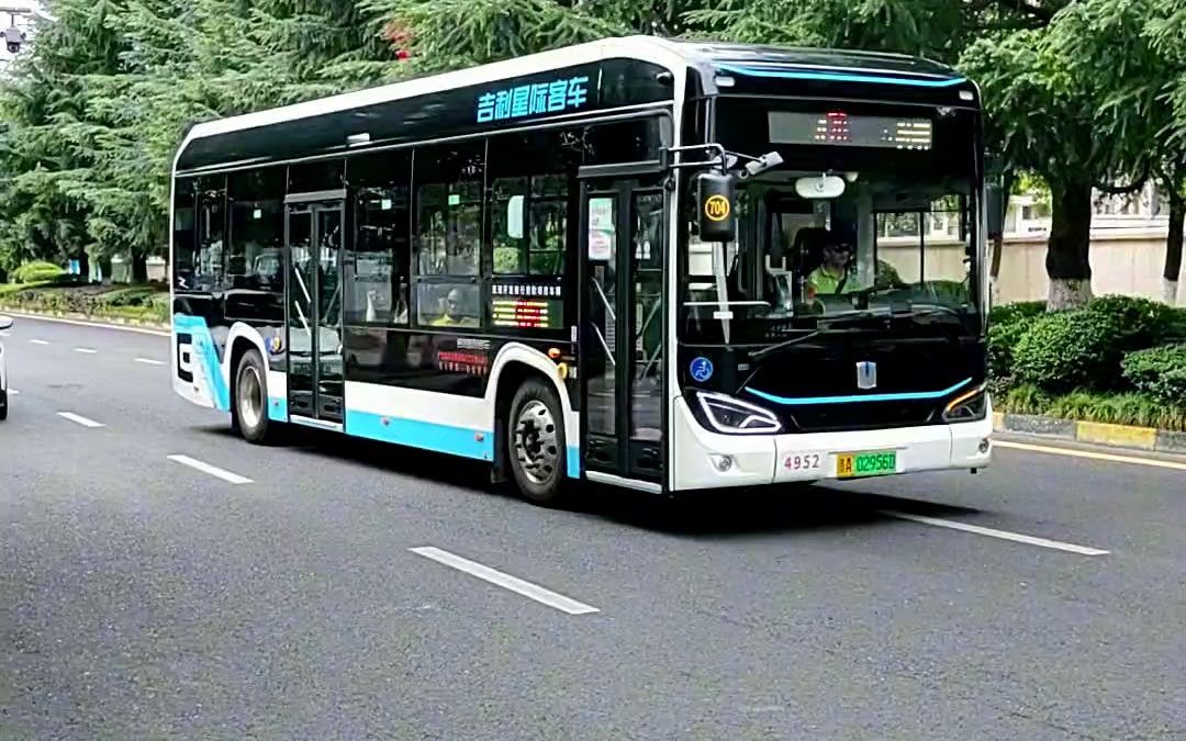 贵阳公交704路吉利星际公交车
