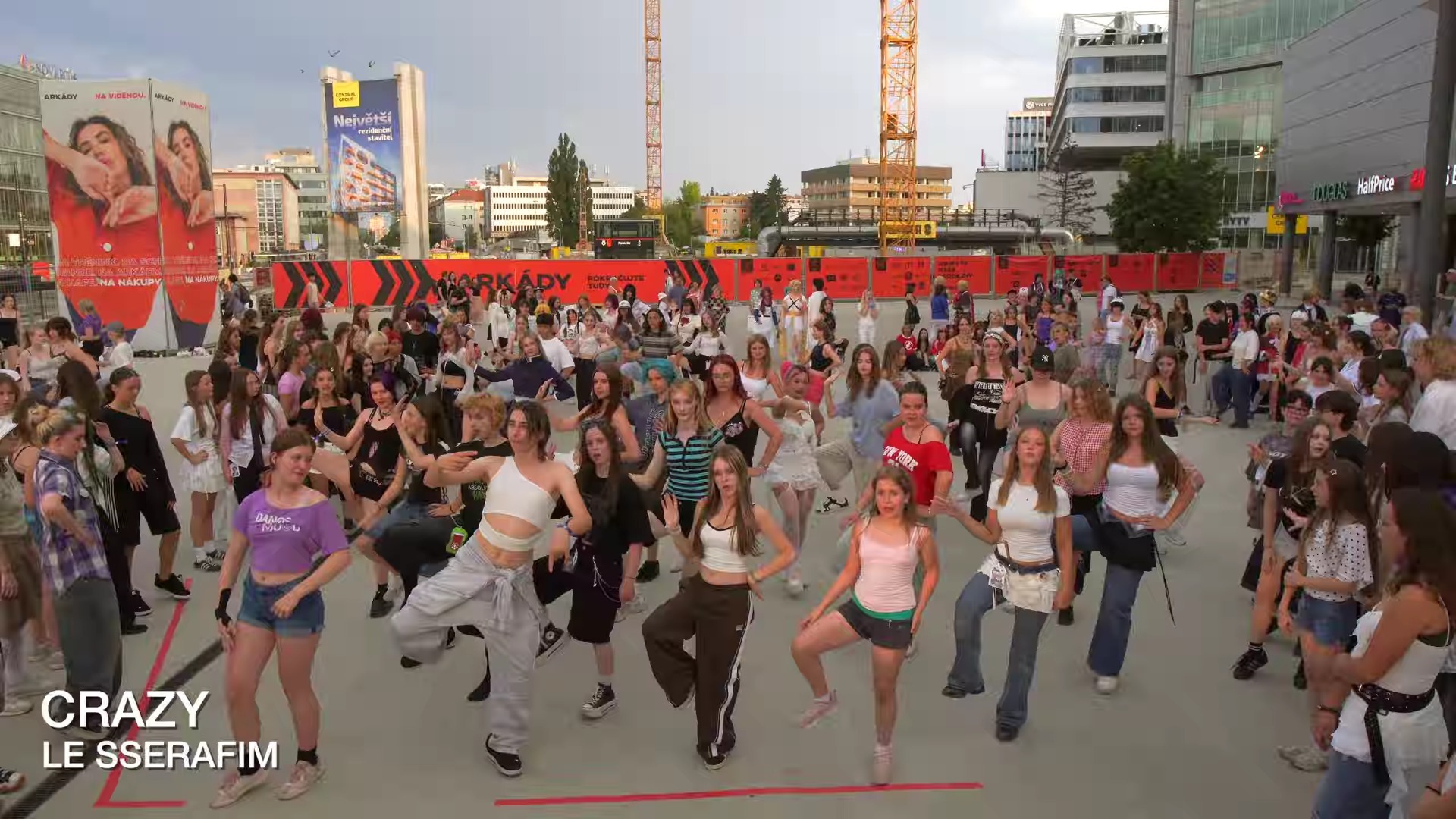 ?? 布拉格 随机舞蹈Kpop Random Play Dance in Prague with Excelente Dance Crew!