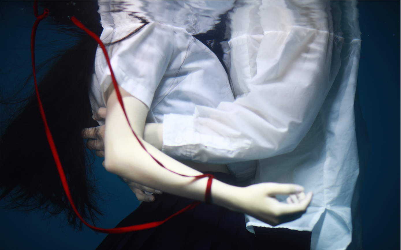 活动作品沉溺水下jk情侣