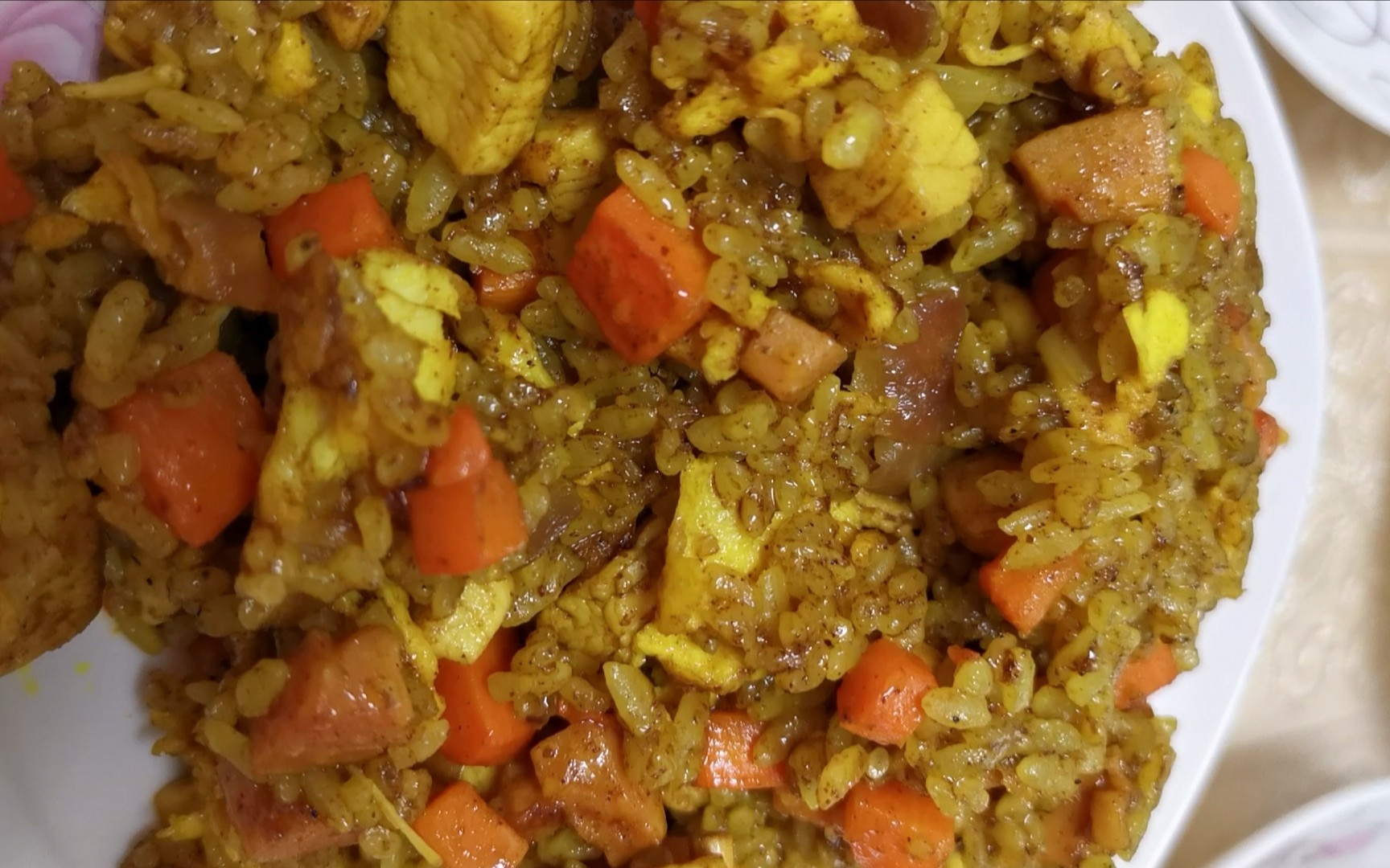 【恰饭日常】小白第一次做咖喱鸡丁炒饭