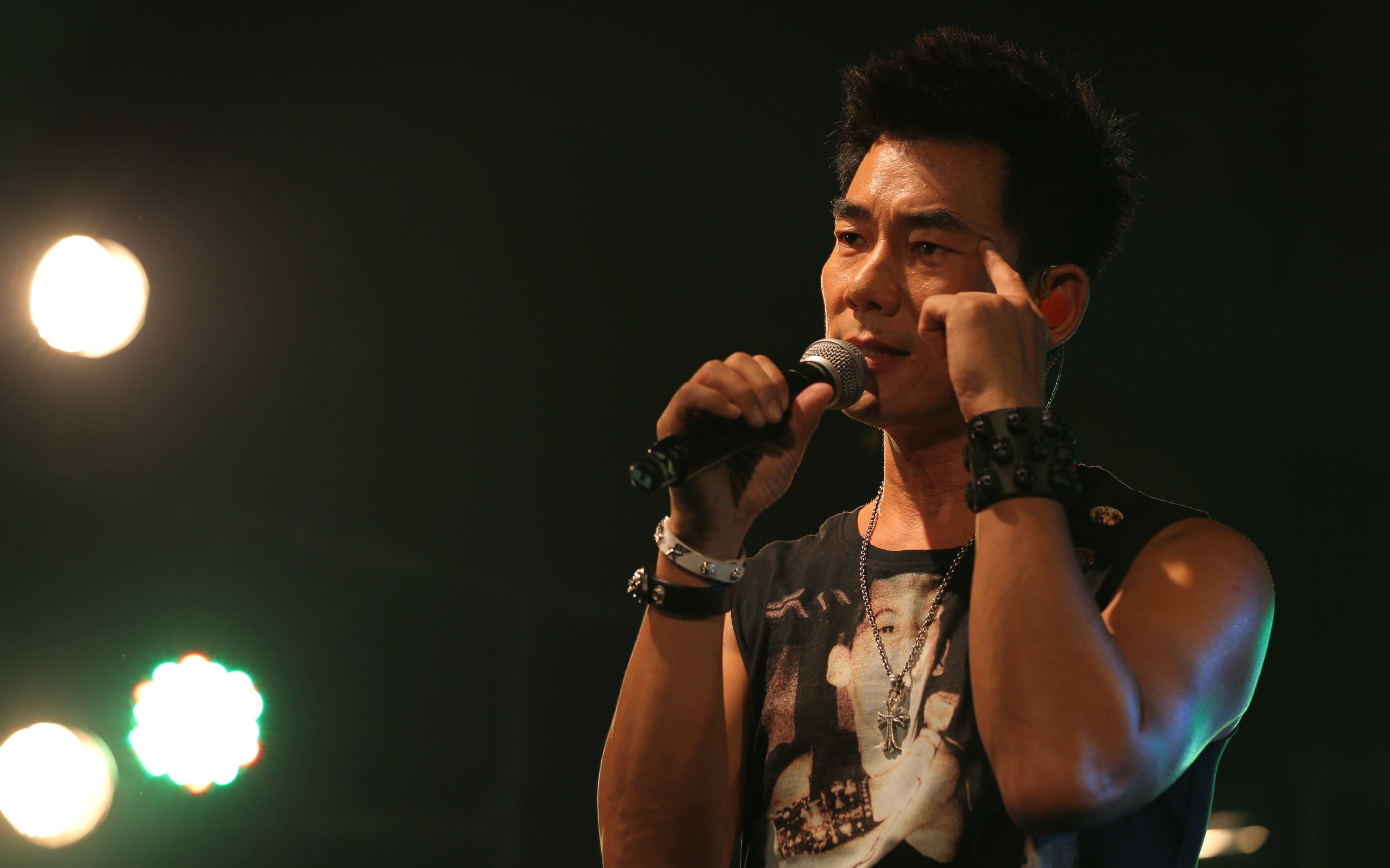 任贤齐《对面的女孩看过来》快来欣赏下吧