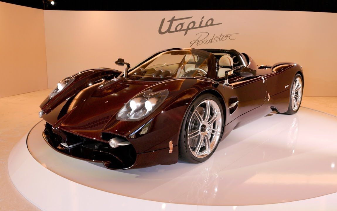 帕加尼(Pagani)Utopia Roadster敞篷版全球首发,创始人奥拉西欧ⷮŠ帕加尼(Horacio Pagani)亲自揭晓!哔哩哔哩bilibili