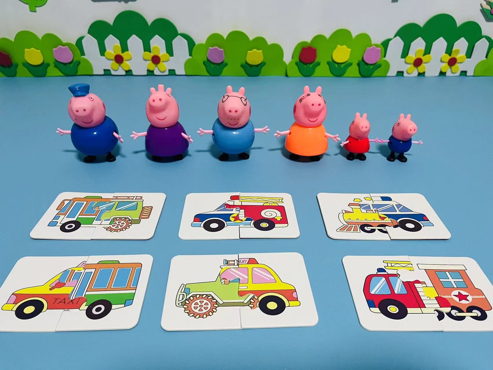 佩奇一家把汽车拼图拼错了