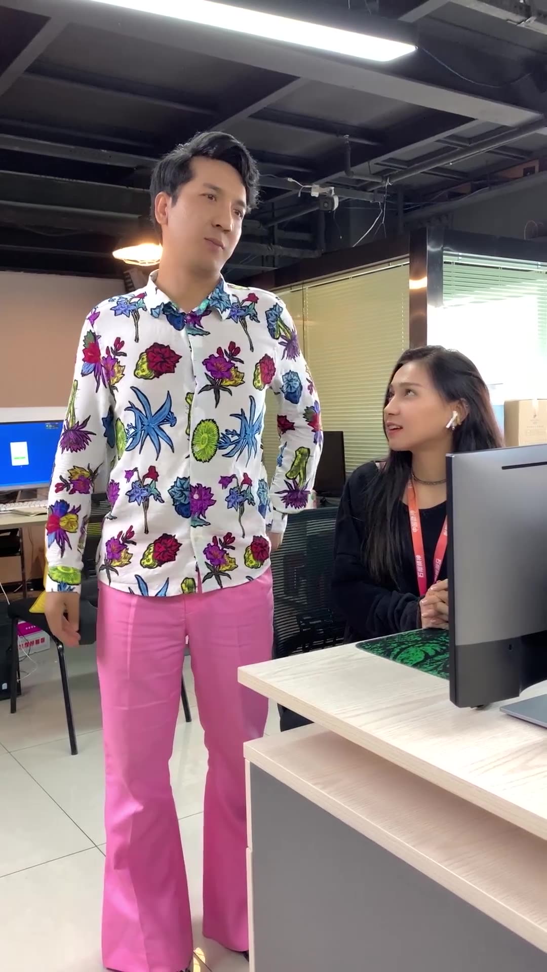 阿娜尔罕终于要请叨叨吃饭了