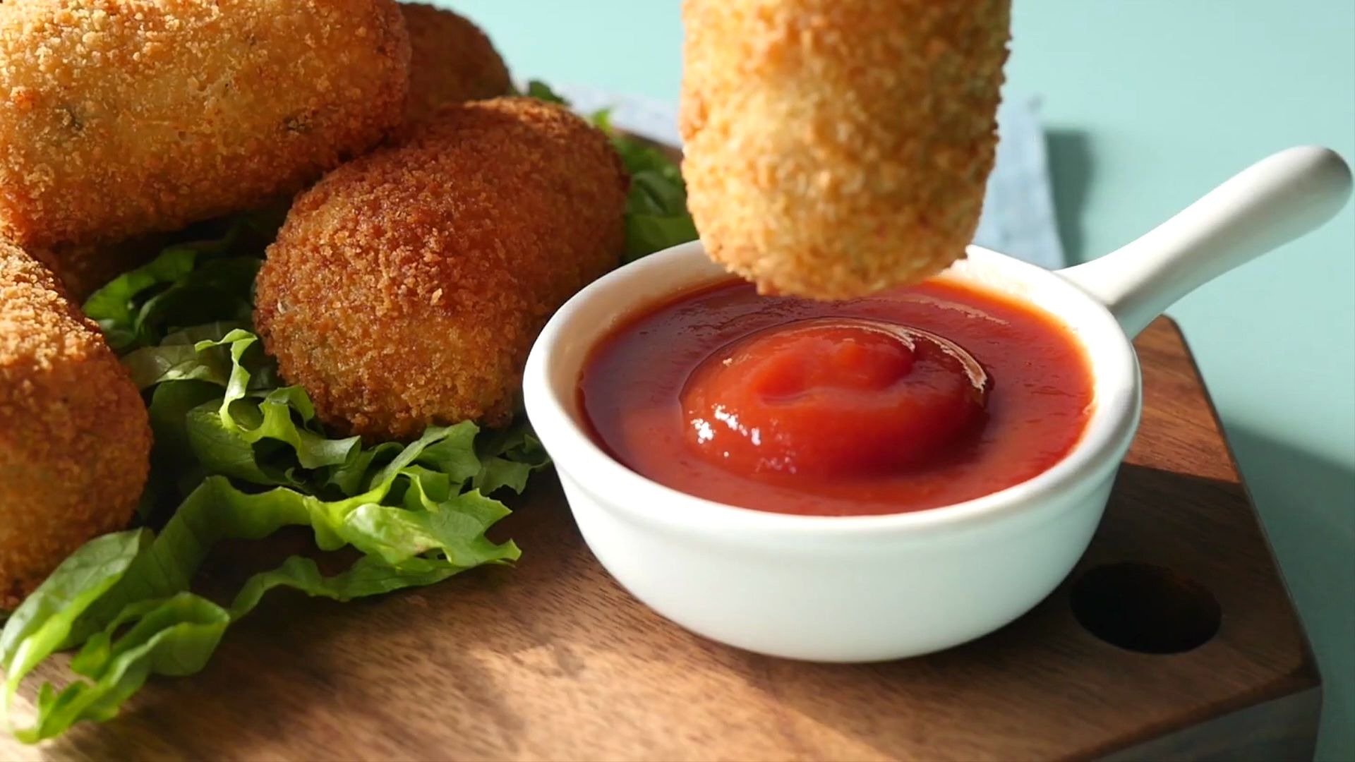 油炸鸡胸肉丸子