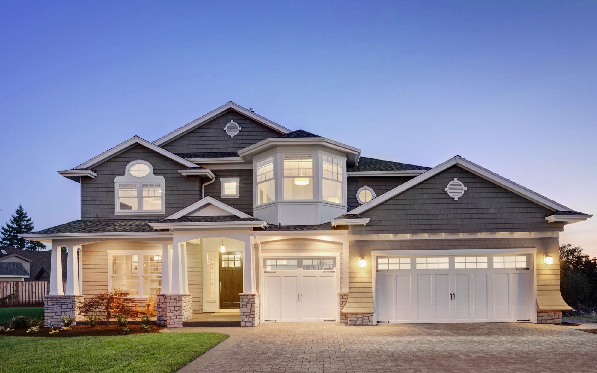 傍晚的美国乡村社区,看不到一个人,太冷清了