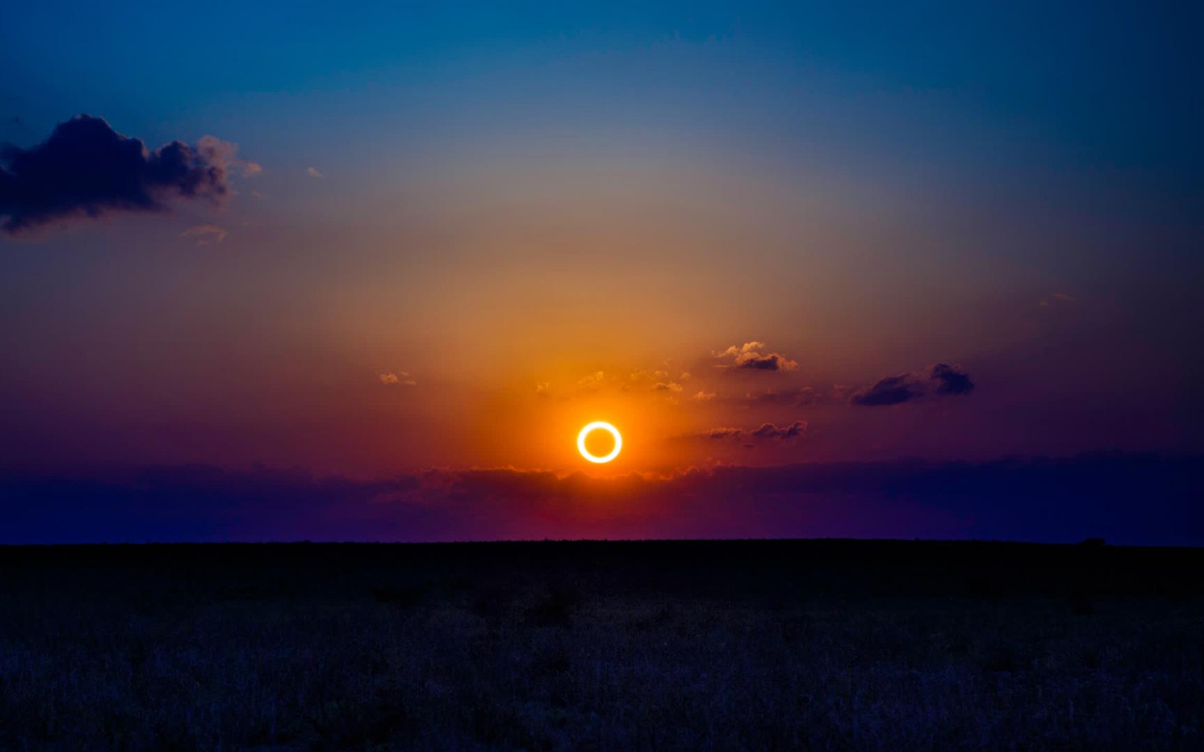 2012年5月20日新墨西哥上空的日食(© ssucsy/getty images)