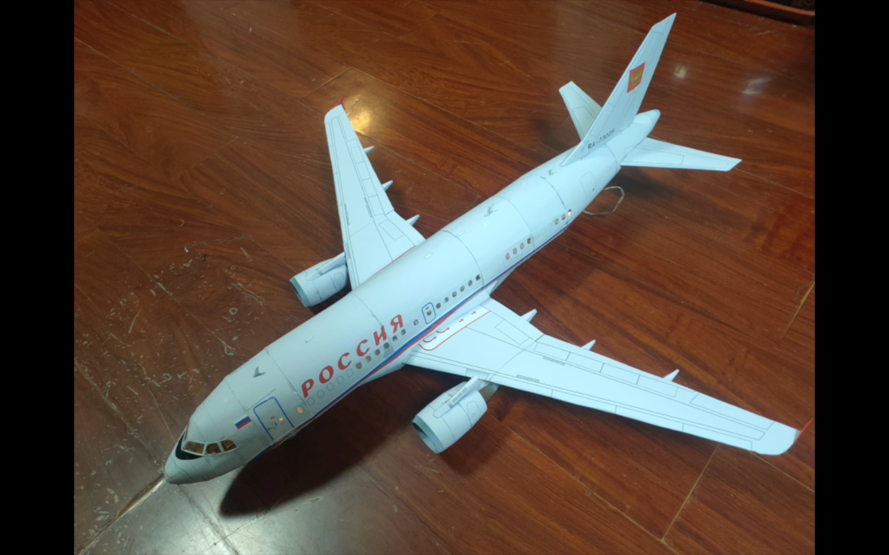 1/50内构空客319纸模