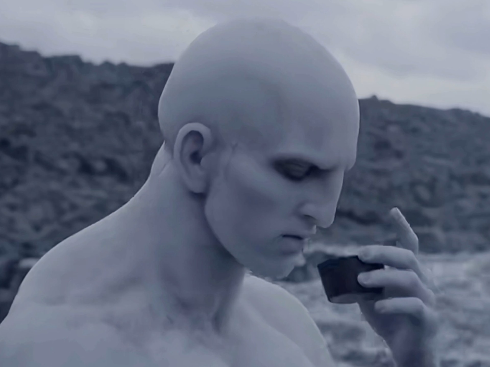 外星人竟成了人类的造物主