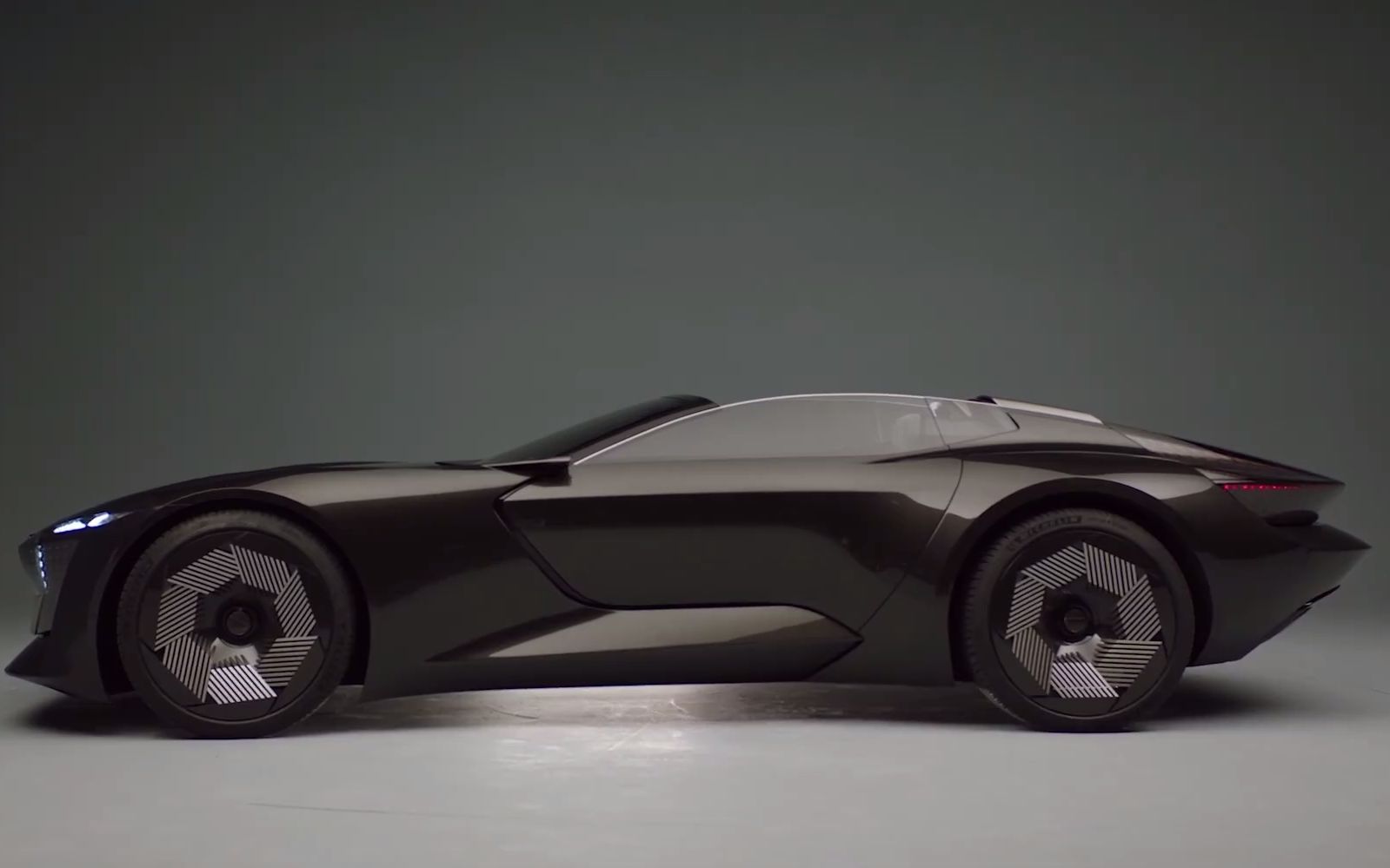 奥迪skysphere概念车官方新车设计与技术亮点介绍