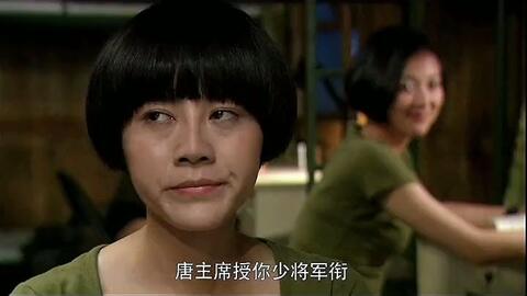 女子为了当特种兵留了八年的头发含泪剪掉了 哔哩哔哩