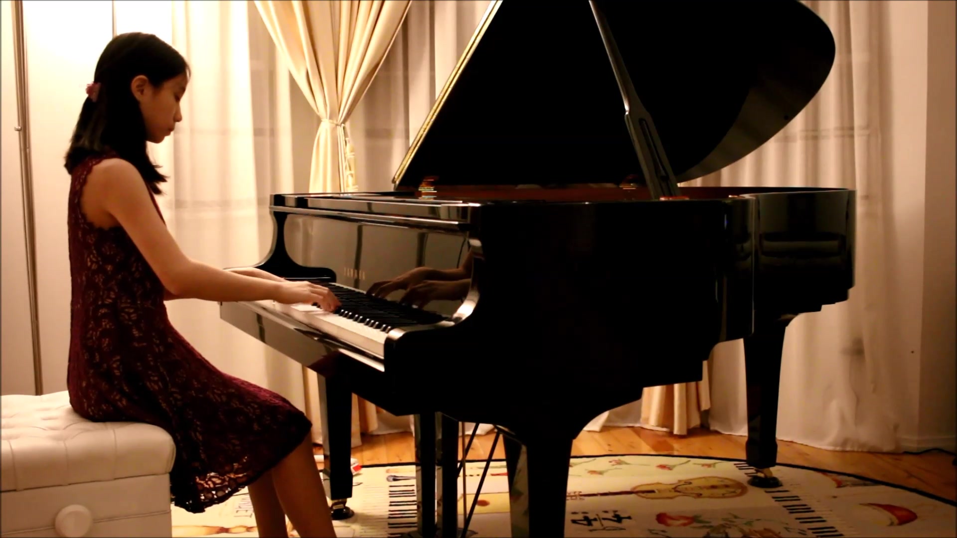 【美女钢琴】肖邦 小夜曲之一