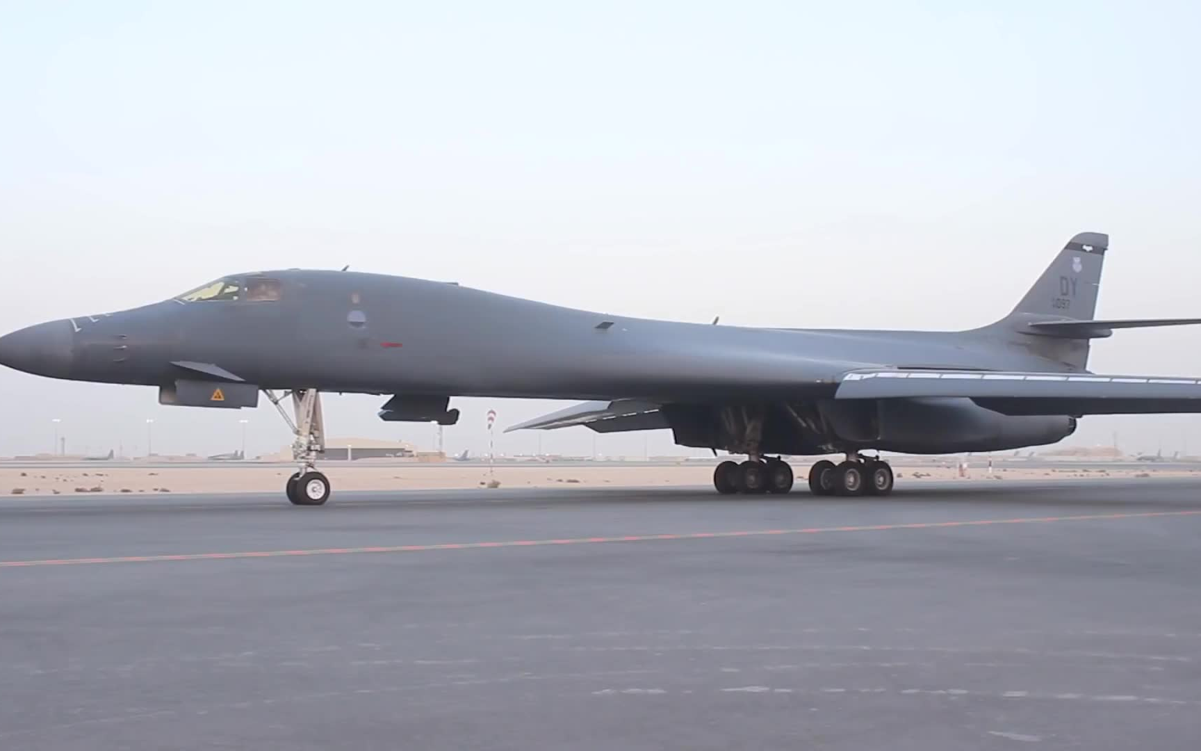 美国空军b-1b挂载gbu-31_哔哩哔哩 (゜-゜)つロ 干杯~-bilibili