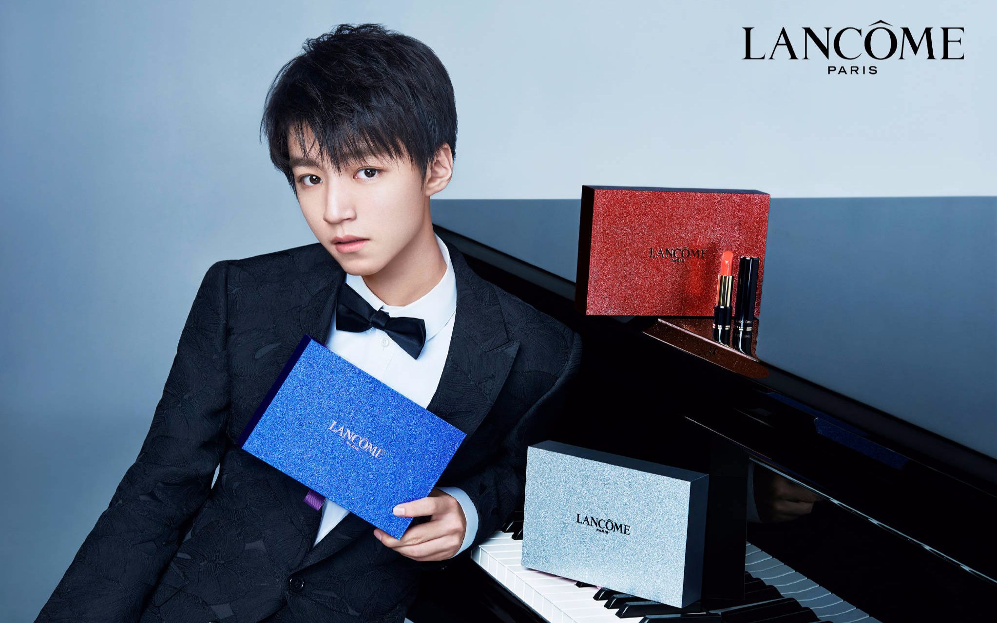 王俊凯兰蔻语音礼盒180签名版口红开箱