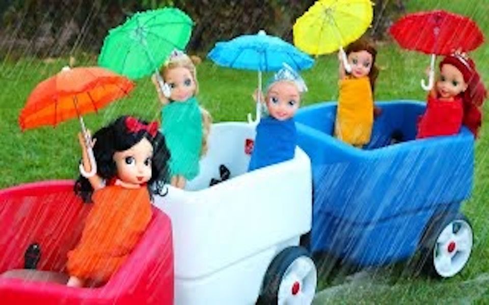 [图]雨雨走开(与婴儿娃娃一起乘坐马车) Rain Rain Go Away Song CutieKids_可爱儿童