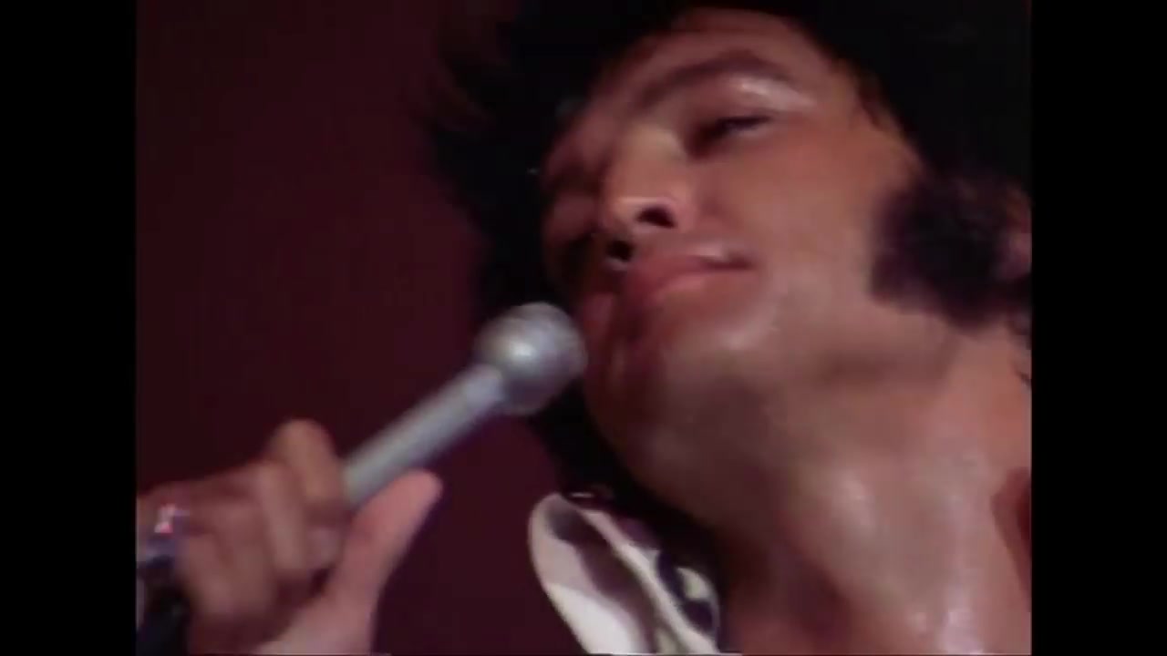 [图]Elvis Presley- Suspicious Minds- Viva Elvis- 2011