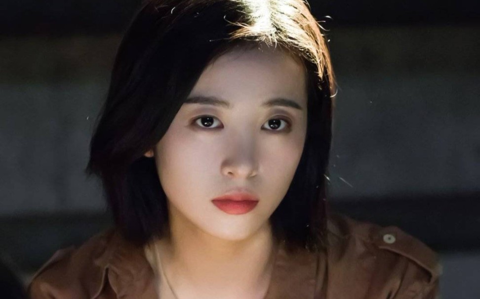 【周雨彤】女警察林当