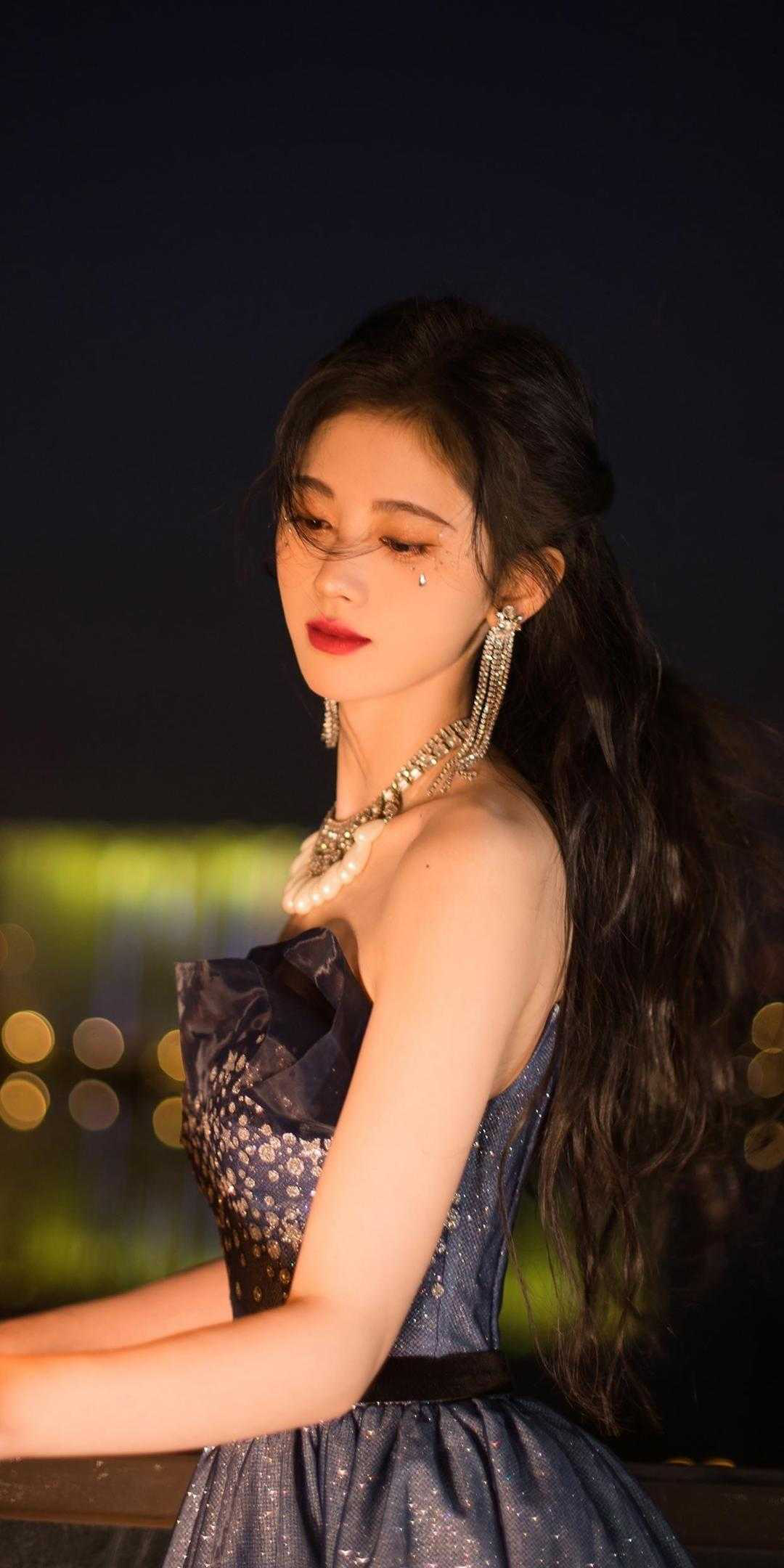 五千年一遇的美女