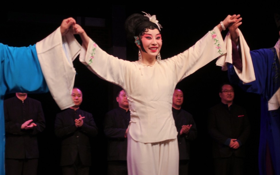 索明芳叫张生片段