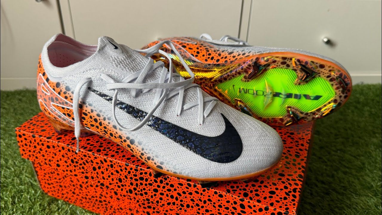 刺客16 橙色光芒 足球鞋展示 上脚