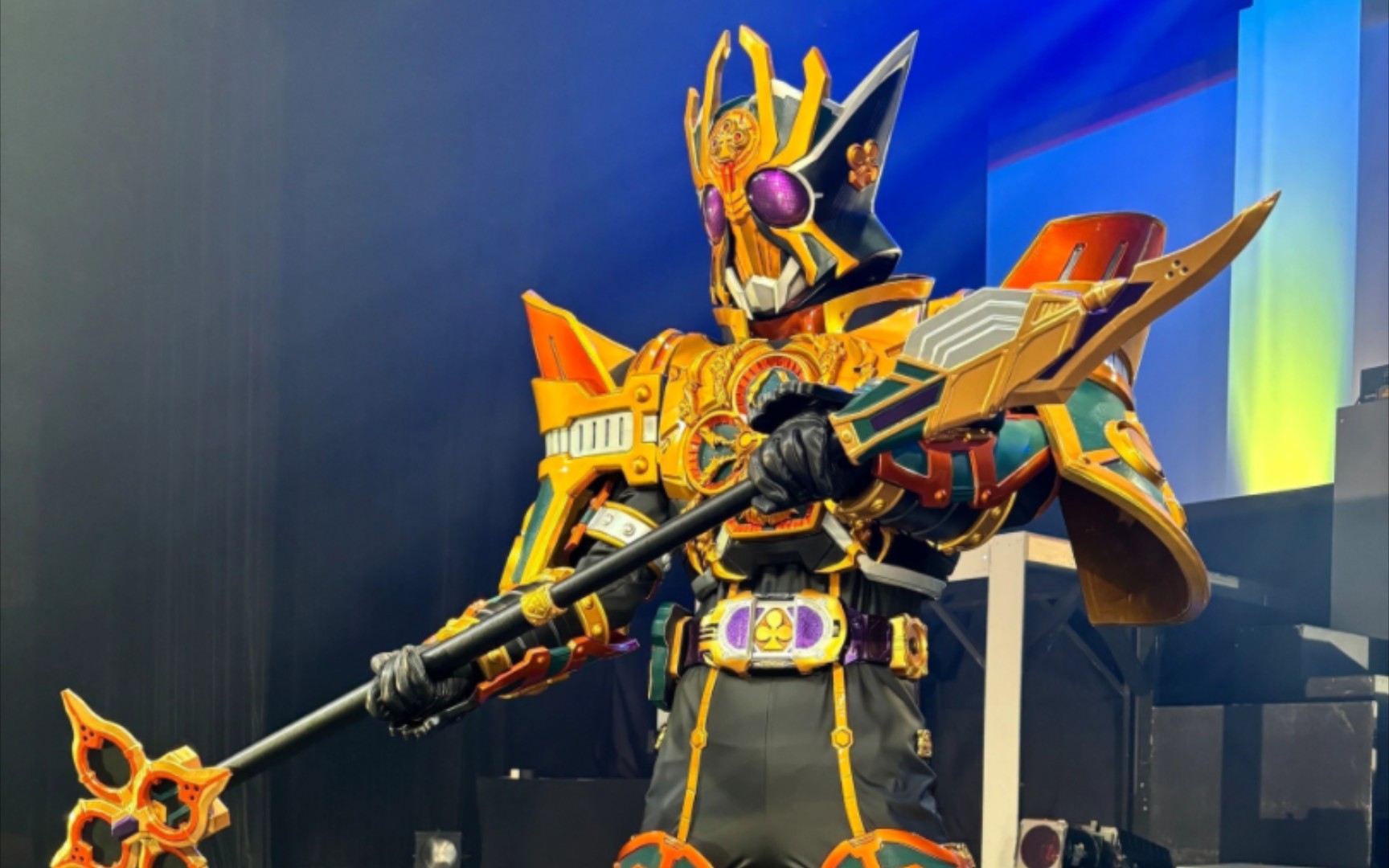假面骑士权杖国王形态登场!