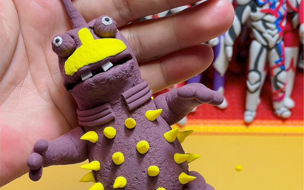 粘土手工时刻:捏雷欧奥特曼淘气怪兽大将-轻轻松松的开心果-默认收藏