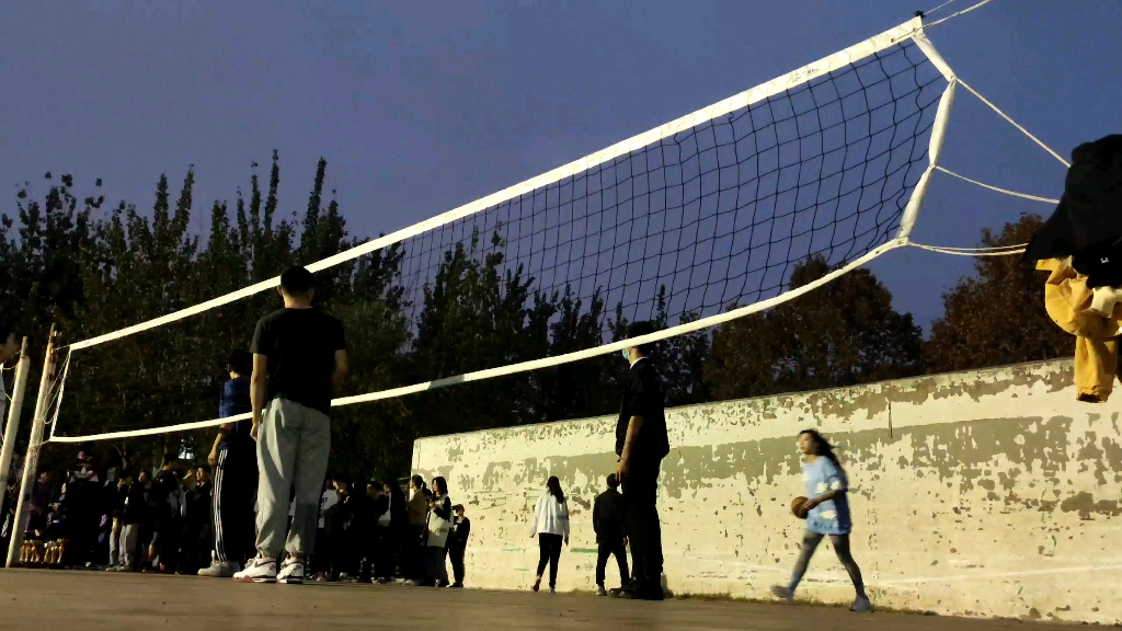 快乐排球打小球的快乐