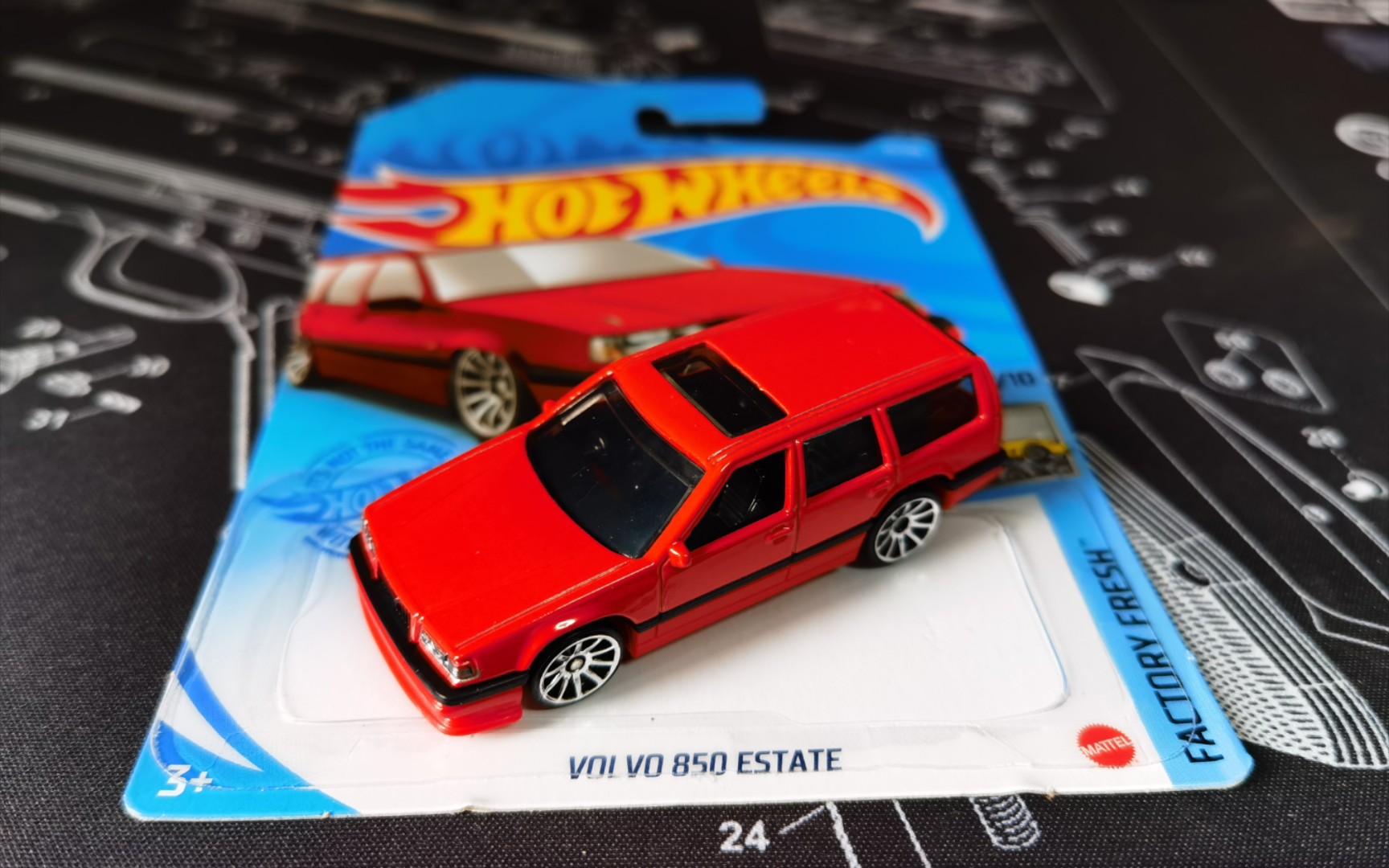 评测风火轮新普卡有节操的沃尔沃850旅行车(volvo 850 estate)_哔哩