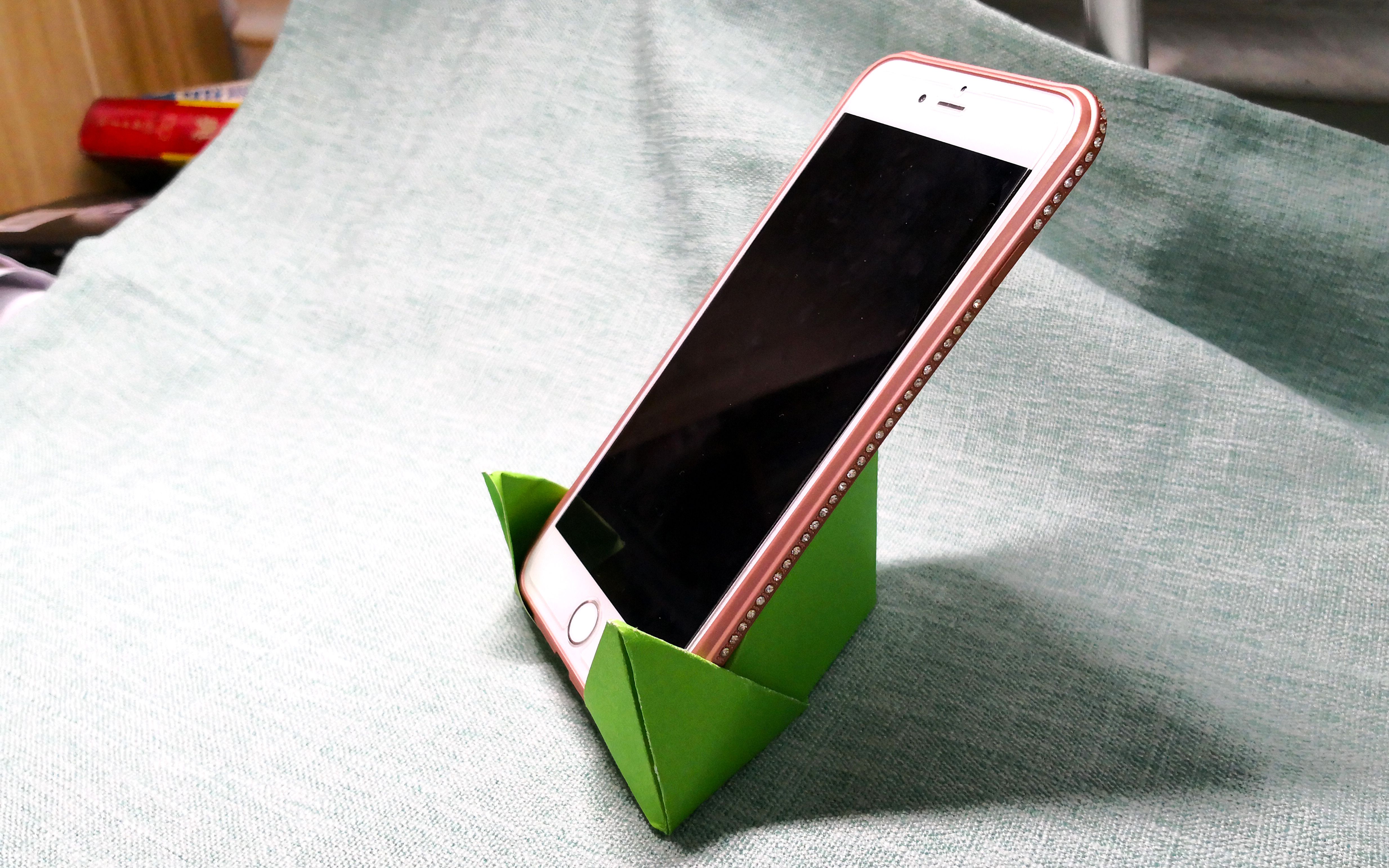 【折纸】仅用一张a4纸折出手机支架,漂亮简单又实用的折纸作品