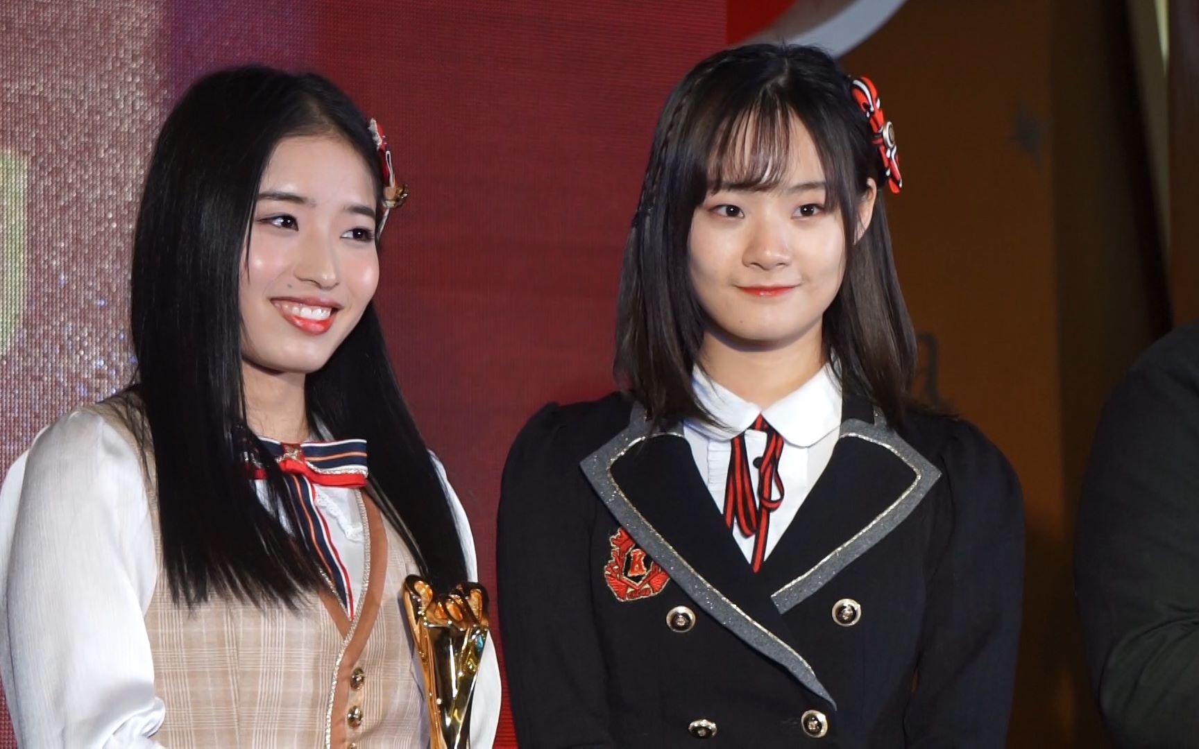 16重庆有红人外务_哔哩哔哩 (゜-゜)つロ 干杯~-bilibili