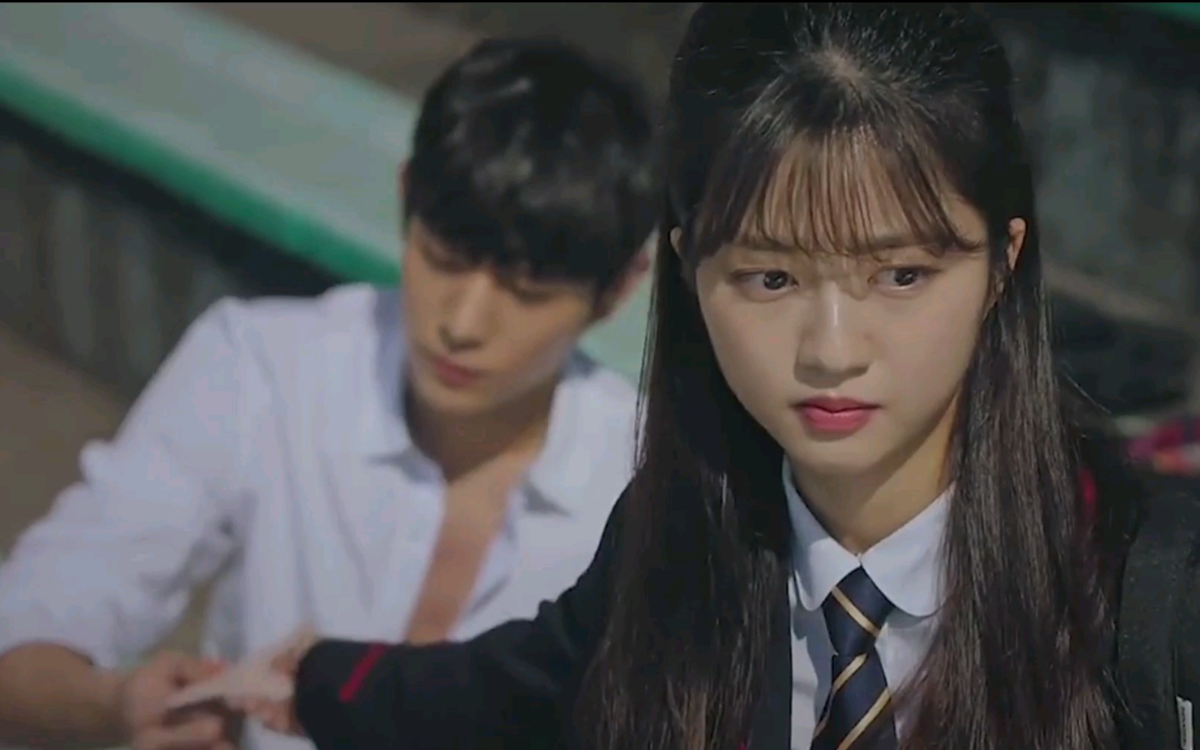 真的爱上了 这充满爱的眼神 保证不会反转了#韩剧#顶楼