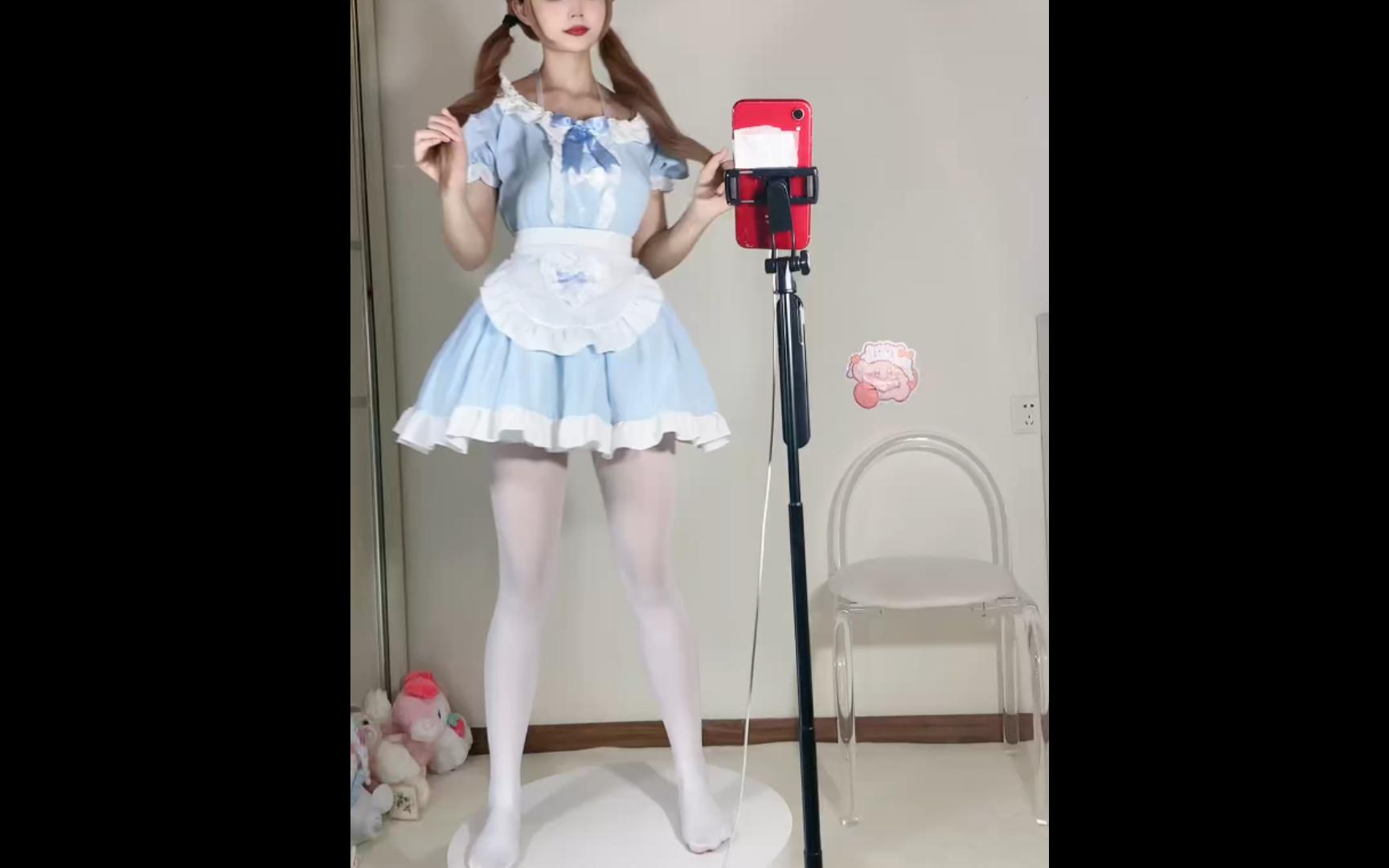 小兔牙_白丝甜妹