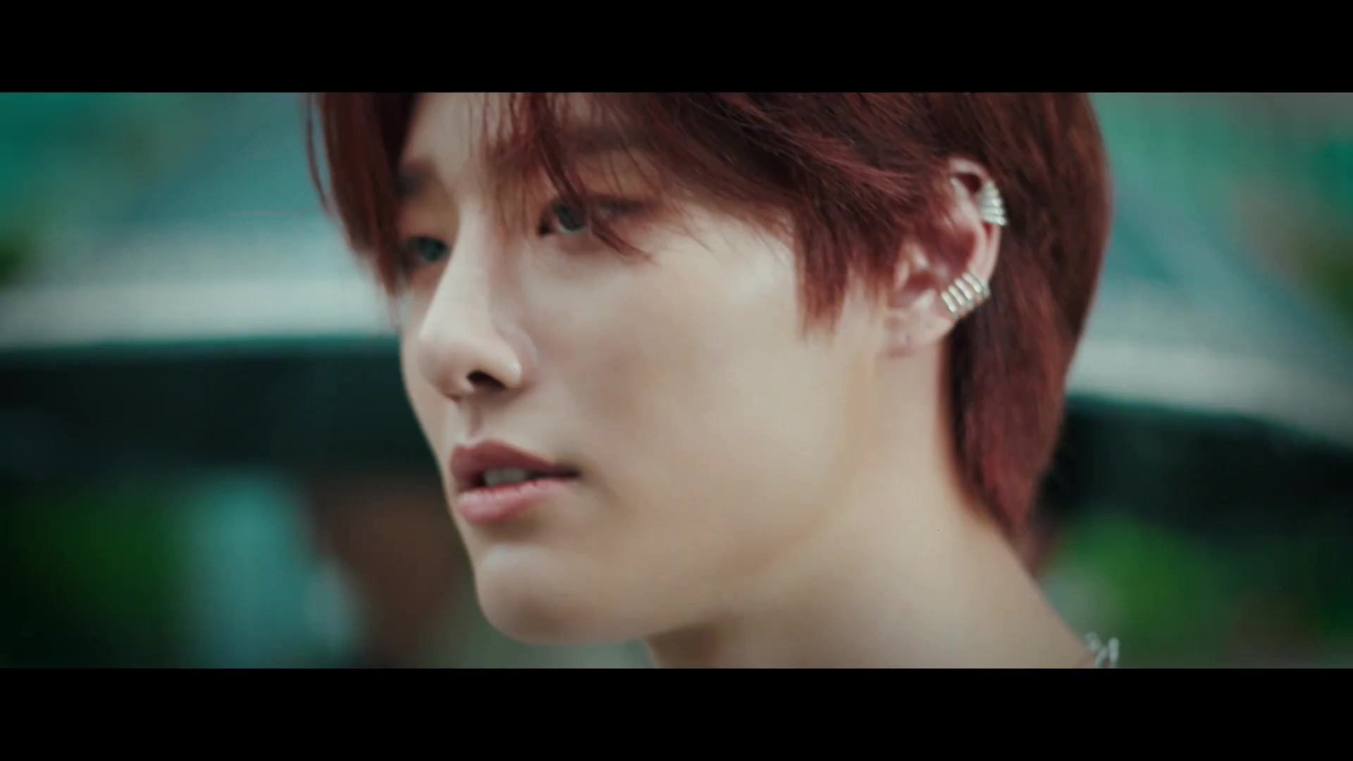 woodz (曹承衍) 最新回归迷你1辑主打歌 love me harder mv公开