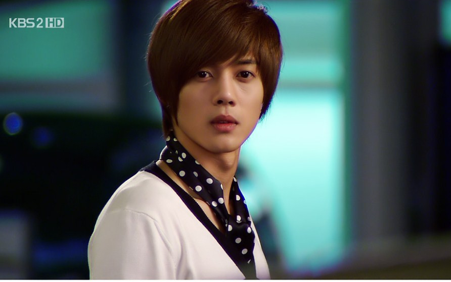 110613 每日每夜 金贤重cut