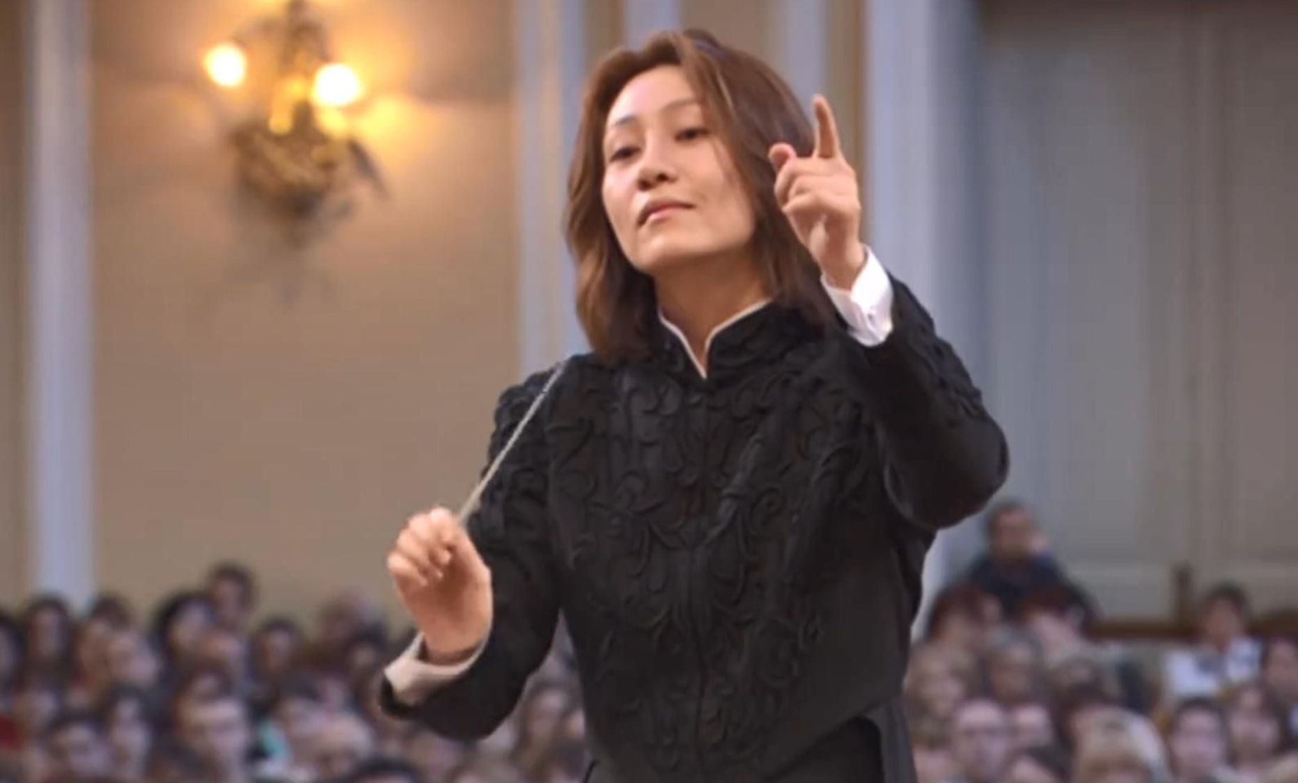 西本智实指挥卡门序曲