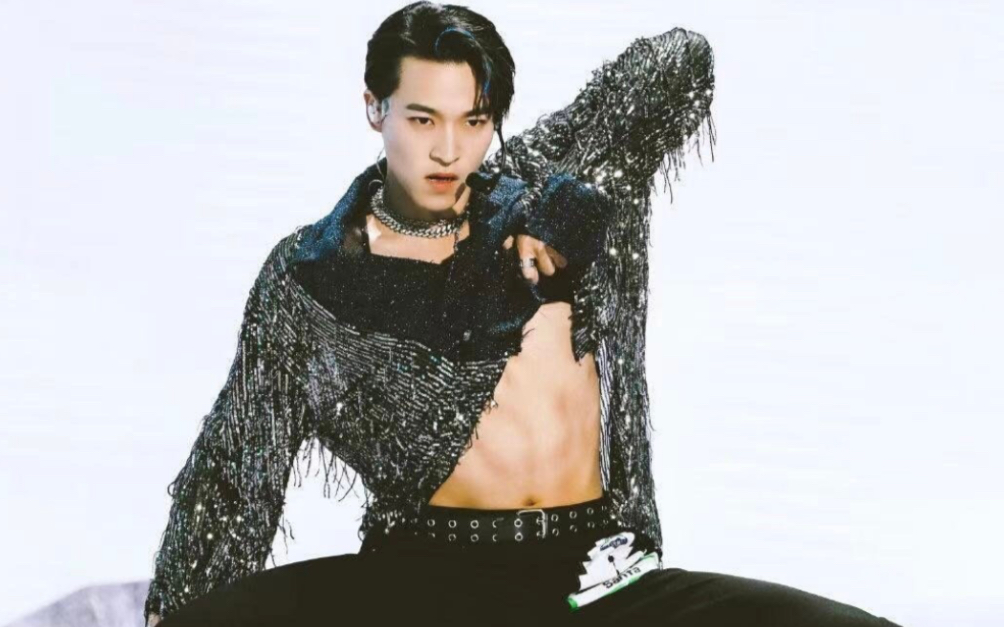 赞多说yummy比较sexy,而他不太擅长性感(哎呀妈呀你管这叫不擅长啊)