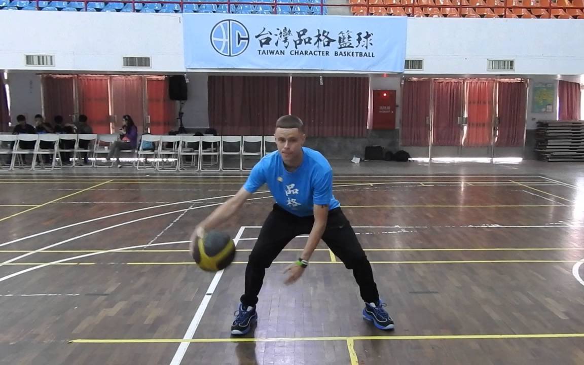 街头篮球明星教授professor 示范运球技巧_哔哩哔哩_bilibili