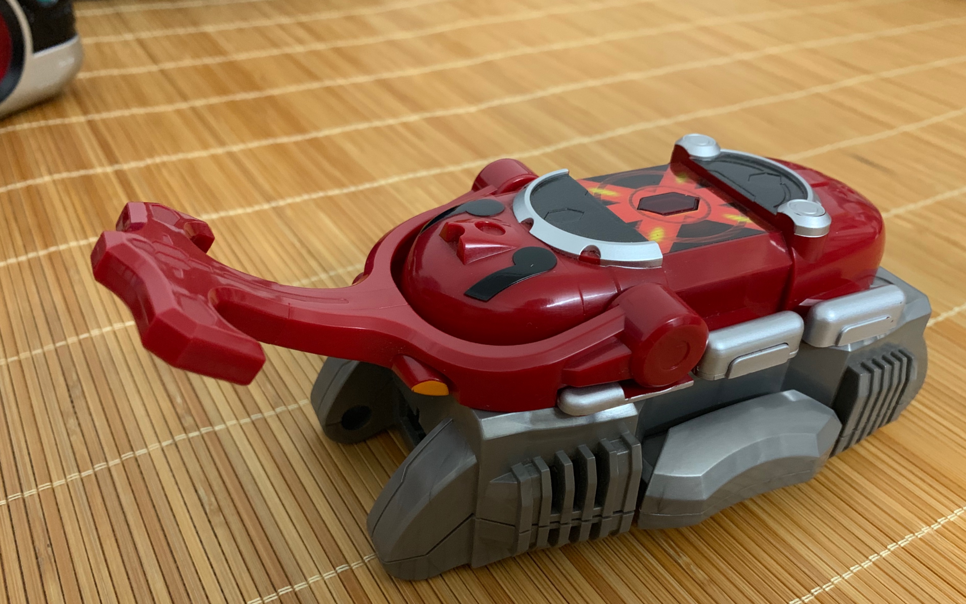 这样的甲斗王腰带见过吗三合一腰带