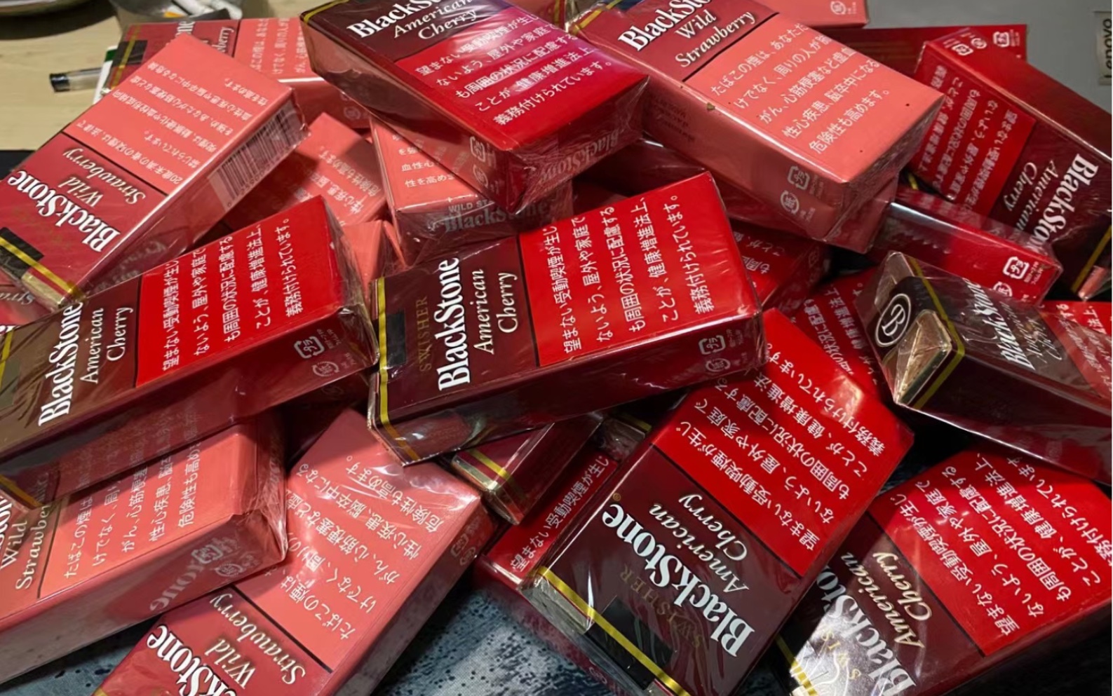 黑石black stone樱桃口味～开箱拆包测评