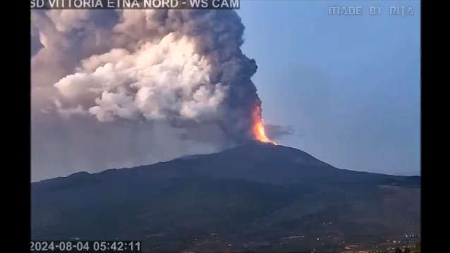 2024年8月4日意大利埃特纳火山喷发